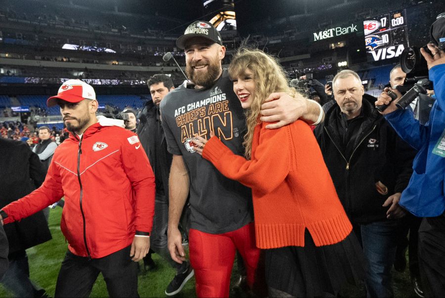 Taylor Swift und Travis Kelce heiraten.