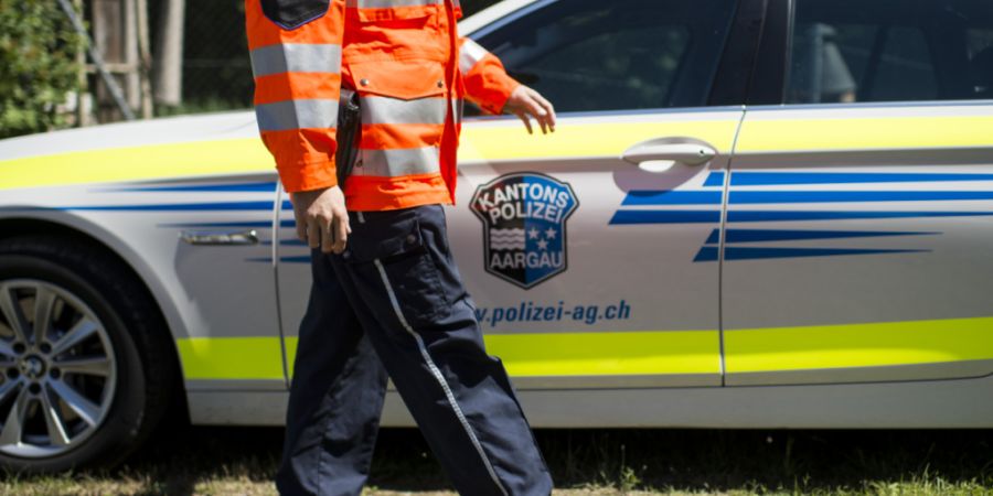 Die Kantonspolizei Aargau hat einen Mann festgenommen, von dem möglicherweise eine Gefahr für die Öffentlichkeit ausgeht. (Symbolbild)