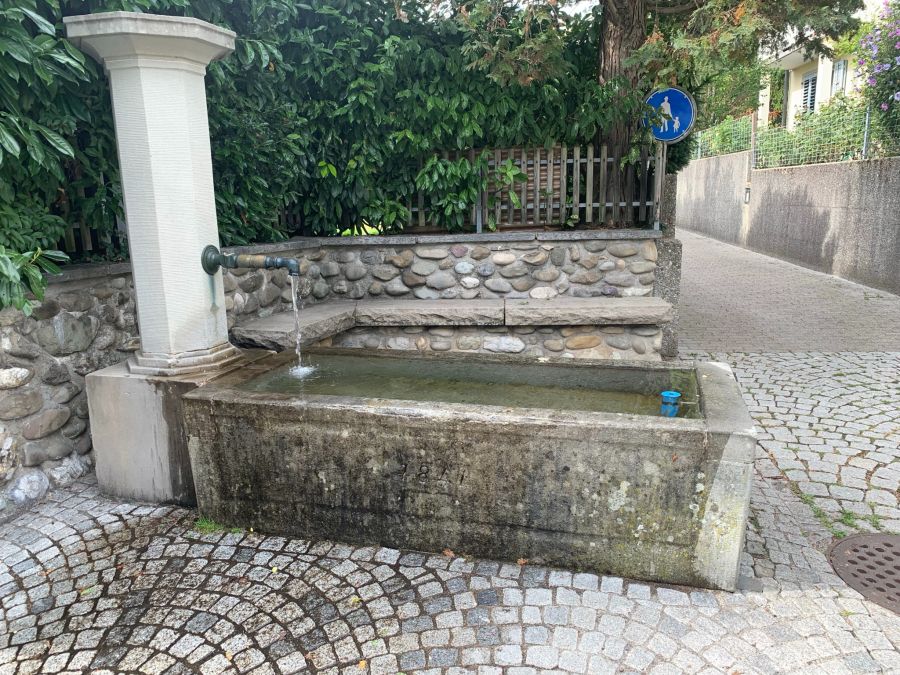 Brunnen