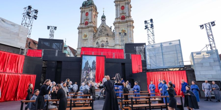Nur noch alle zwei Jahre gastieren die St. Galler Festspiele auf der Openair-Bühne auf dem Klosterplatz. (Archivbild)