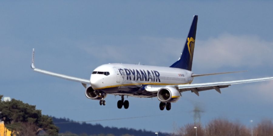 ARCHIV - Eine Flugzeug der Gesellschaft Ryanair. Foto: Soeren Stache/dpa-Zentralbild/dpa/Symbolbild