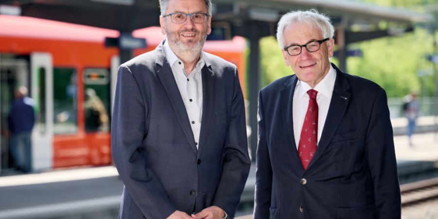 Wachablösung beim RBS: Peter Füglistaler (links) folgt auf Kurt Fluri.