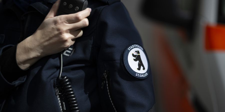In St. Gallen ereignete sich am Samstag ein Unfall mit einem E-Scooter. Ein 16-Jähriger fuhr damit eine 6-Jährige an. (Symbolbild)