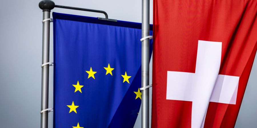 Ob dem EU-Vertragspaket eine Mehrheit der Kantone zustimmen muss, ist im Ständerat umstritten. Seine Staatspolitische Kommission ist dafür, seine Aussenpolitische Kommission dagegen. ...