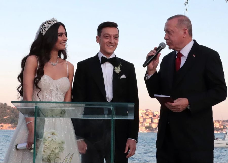 Erdogan sprach bereits an der Hochzeit des Ex-Profis.