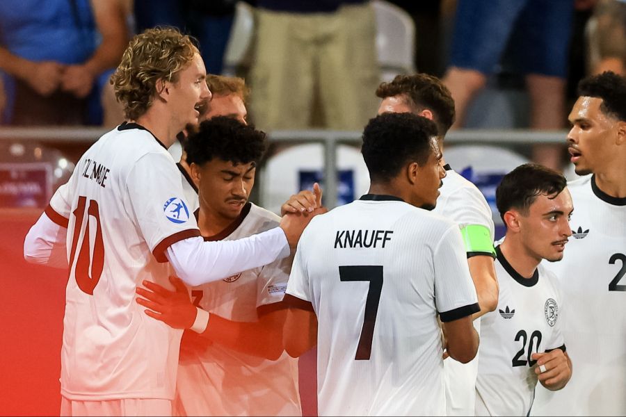 U21-EM