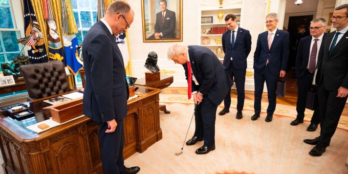 Sporteinlage im Oval Office während des Besuchs des Kanzlers beim US-Präsidenten. (Archivbild) Oval Office