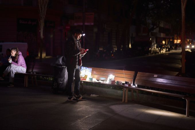 Der Blackout kostet Spanien umgerechnet etwa eine Milliarde Franken. strom spanien blackout