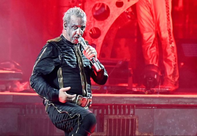 Frontmann Till Lindemann geht 2025 auf Solo-Tour. rammstein