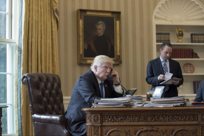 Nach dem Telefonat zwischen Trump und Putin erhofft sich die Welt Fortschritte im Ukrainekrieg. (Symbolbild) trump telefonat