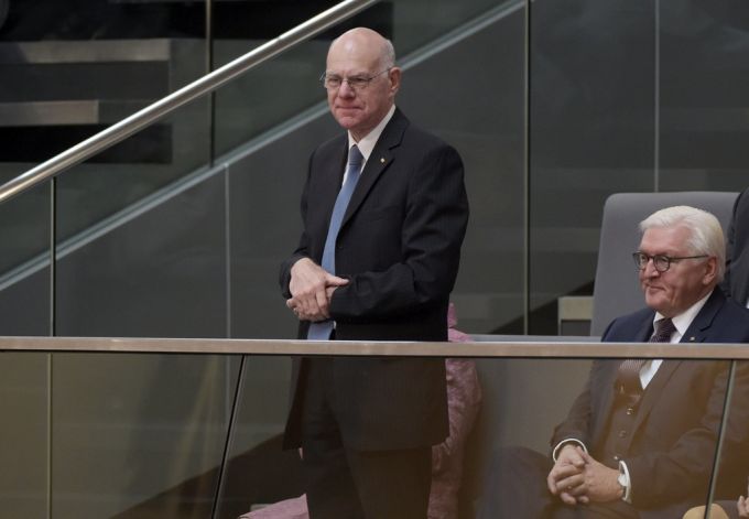 Norbert Lammert hat zur Ausladung russischer Vertreter eine klare Meinung. krieg