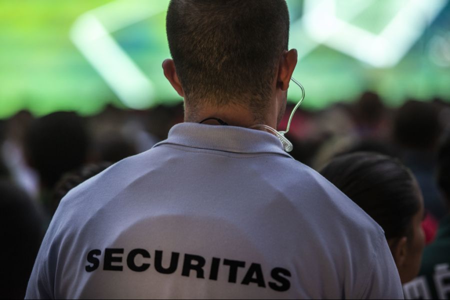 Deswegen wurde ein Sicherheitsdienst beauftragt, ein Security-Mitarbeiter ist zu Randzeiten im Gebäude. (Symbolbild)