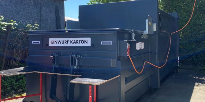 Kartonentsorgung