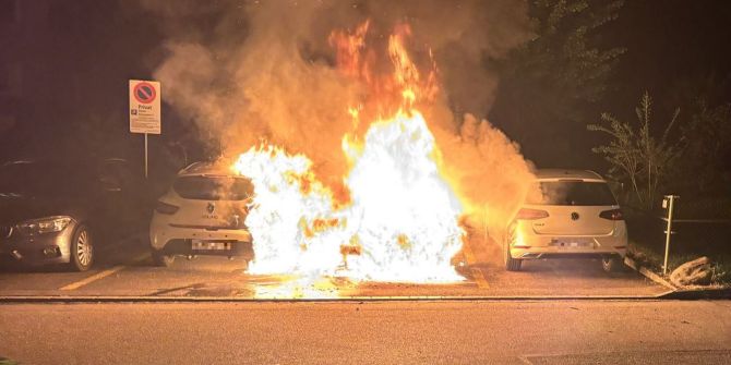 Auto in brand