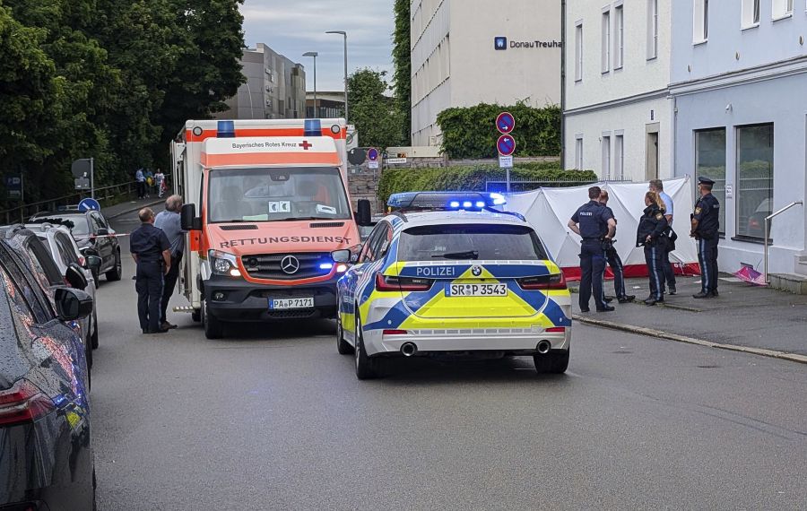 in Passau in Menschengruppe