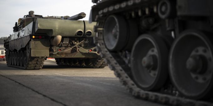 Rüstungs-Aktien wie Rheinmetall, Hensoldt und Renk haben 2025 Rekordgewinne erzielt. (Symbolbild) Rüstungs-Aktien