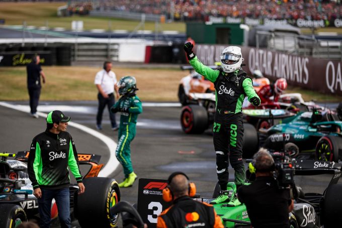 Nico Hülkenberg (Sauber) feiert sein erstes Podest in der Formel 1. Sauber Formel 1 Hülkenberg