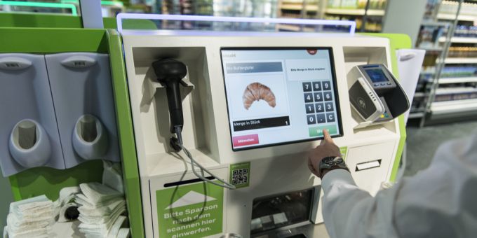 Grosseinkäufe an den Coop-Self-Checkout-Kassen sind neuerdings nicht mehr erlaubt. (Symbolbild) Coop