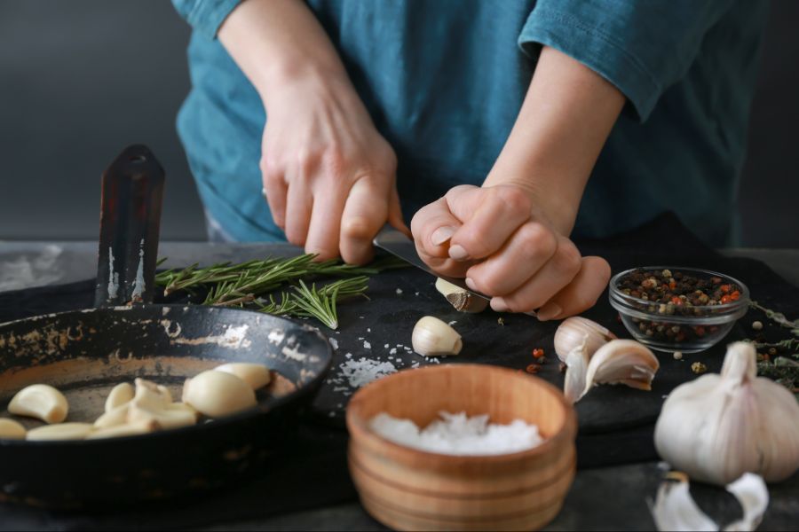 Knoblauch, Kräuter,