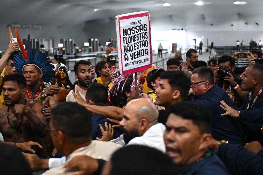 Sie protestierten gegen Umweltzerstörung und Gewalt an ihren Gemeinschaften.