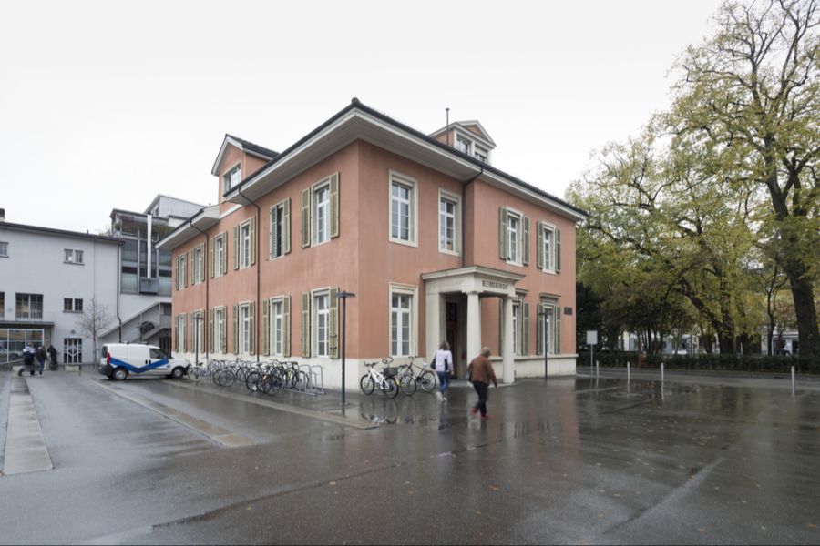 Die erste Instanz, das Bezirksgericht Aarau hatte den Mann für schuldig befunden. Diese Urteil wurde nun aufgehoben. (Archivbild)