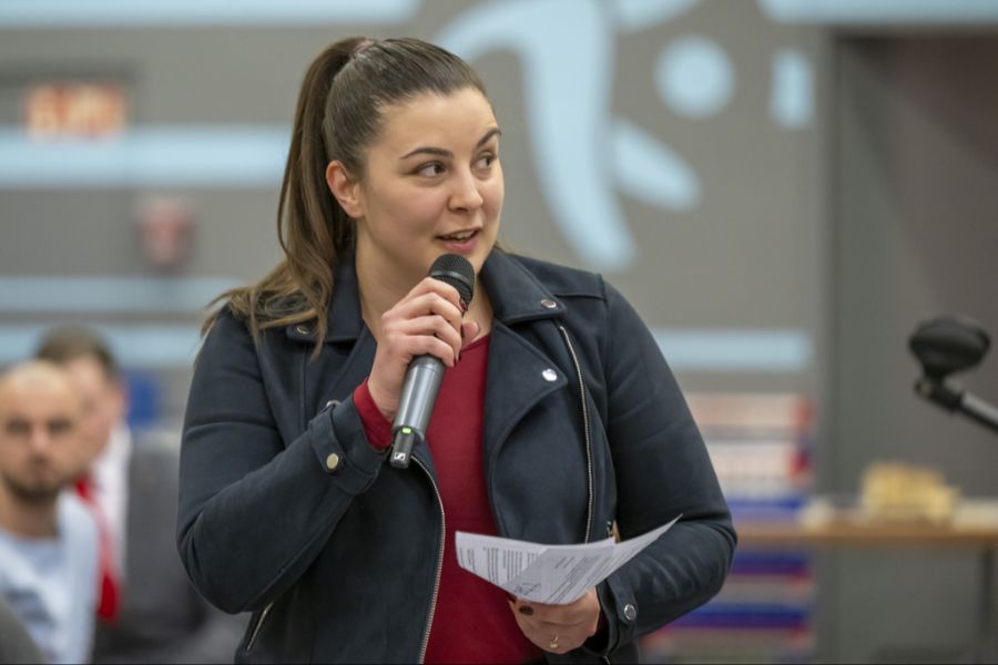 Sarah Regez von der SVP. Die Politikerin ist nicht unumstritten.