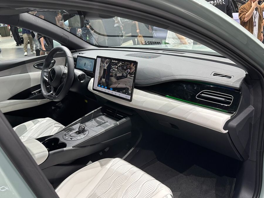 BYD_Seal_06_DM-i