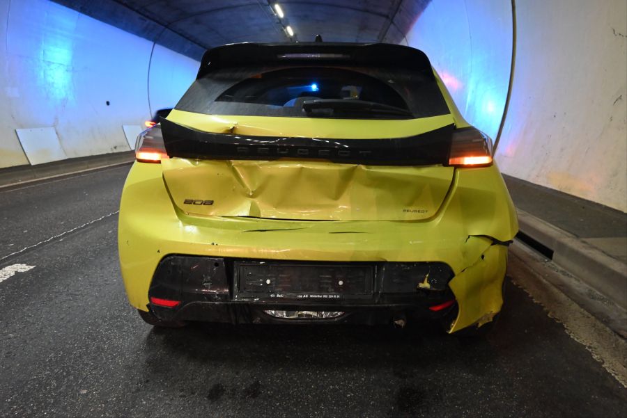 An den Fahrzeugen entstand Sachschaden.