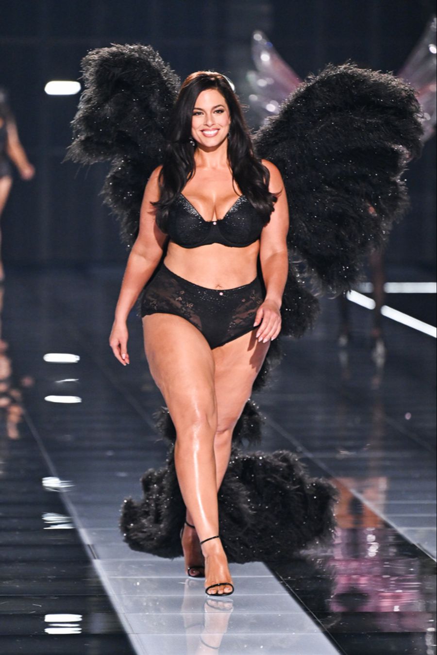 Und das wohl berühmteste Plus-Size-Model: Ashley Graham.