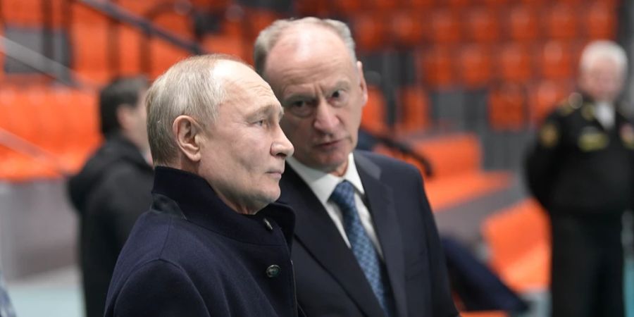 Russlands Präsident Wladimir Putin mit Nikolai Patruschew.