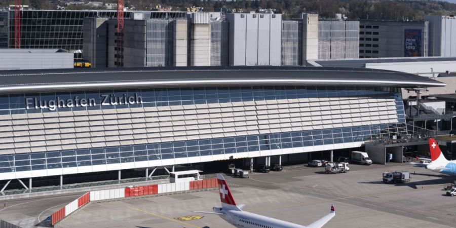 Erstmals ist wieder mehr los als vor Corona: Der Flughafen Zürich verzeichnete im April 2026 deutlich mehr Starts und Landungen. (Archivbild)