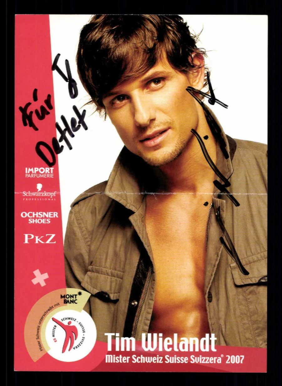 Auf Ebay sind seine alten Autogramm-Karten zu kaufen.