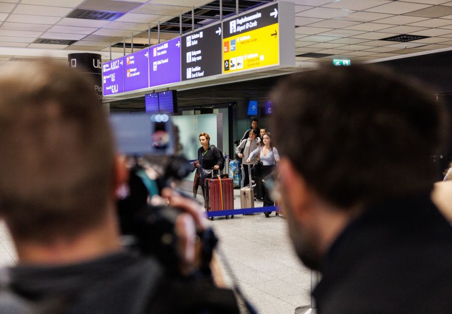 Für andere ist die Erlösung schon gekommen. Sie durften heimfliegen.