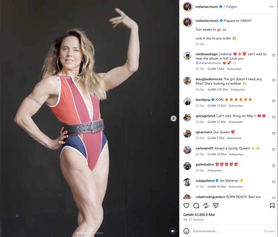 Dabei zeigt sie ihren stahlharten Körper.