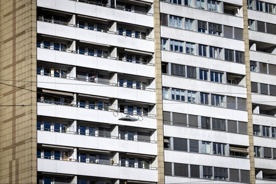 Viel mehr sind die Bodenpreise dafür verantwortlich, dass die Mieten derart ansteigen.