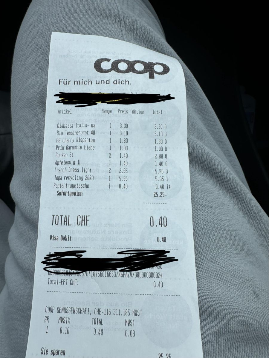 Wer an bedienten Kasse oder am Self-Checkout bezahlte, hatte die Chance auf einen Gratis-Einkauf. Ein Reddit-User hatte Glück.