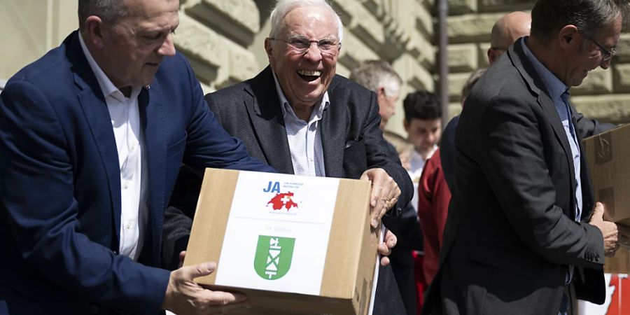 Christoph Blocher Neutraltäts-Initiative