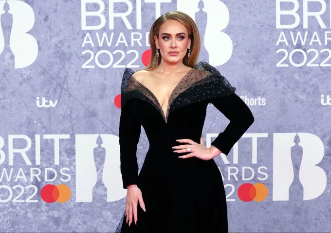Die Sängerin lässt ihre Zukunftsplanung vorerst offen. Adele