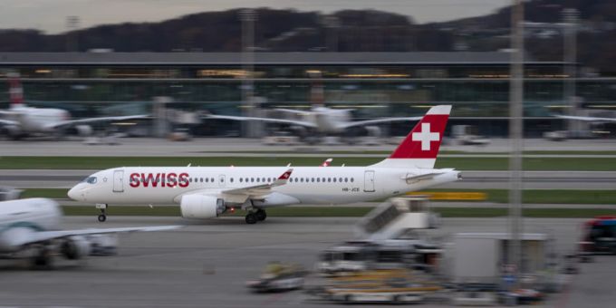 Grossaktionär Klaus-Michael Kühne kritisiert die Fluggesellschaft Swiss. (Symbolbild) Fluggesellschaft Swiss