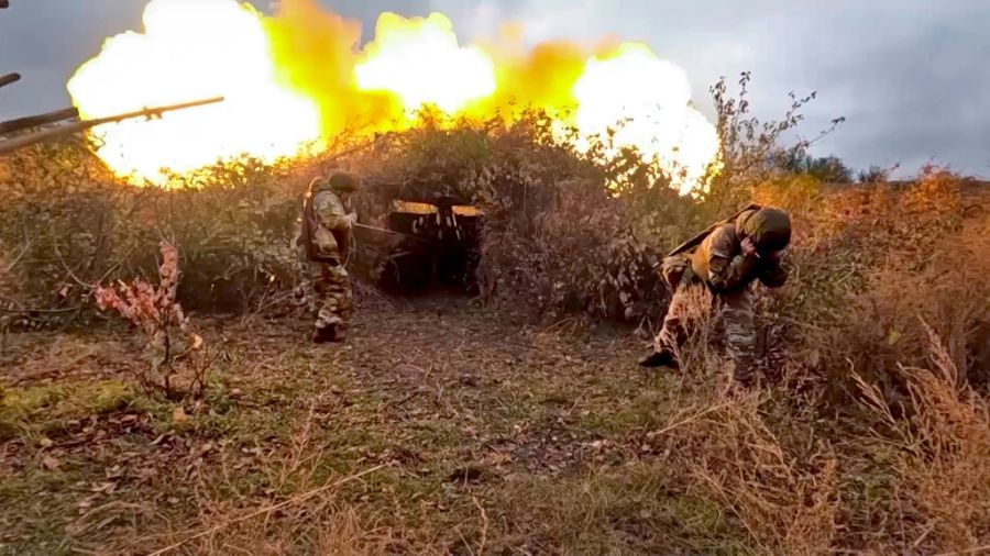 Bei ihrer Ankunft in Russland seien sie für die russischen Streitkräfte zwangsverpflichtet und umgehend an die Front geschickt worden.