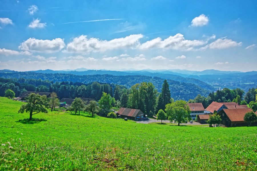 Dorf in Turbenthal von Winterthur im Kanton Zürich