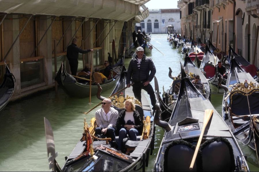 Auch Venedig schafft es auf die «No List»: In der italienischen Stadt wurde wegen den Touristen sogar schon eine Eintrittsgebühr eingeführt.