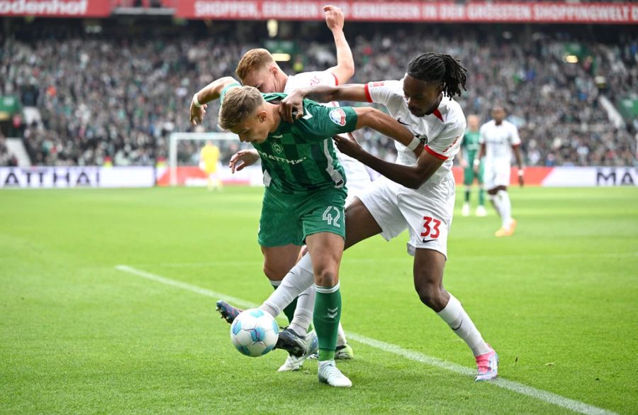 Damit bleibt Werder Bremen weiterhin torlos im eigenen Stadion.