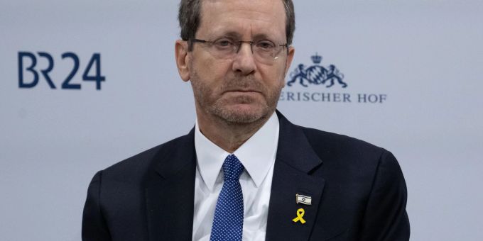 Der Terrorüberfall habe das Sicherheitsgefühl der Menschen in Israel zerstört, sagt Präsident Izchak Herzog. (Archivbild) israel