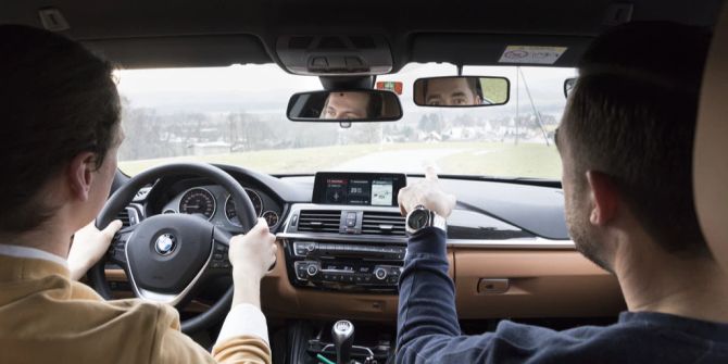 Autoprüfung Führerschein Warten