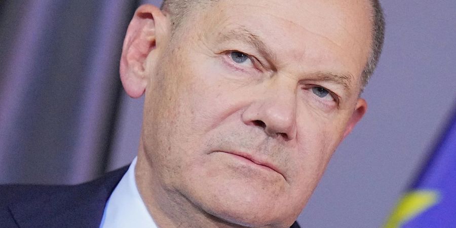 Scholz stellt Vertrauensfrage.