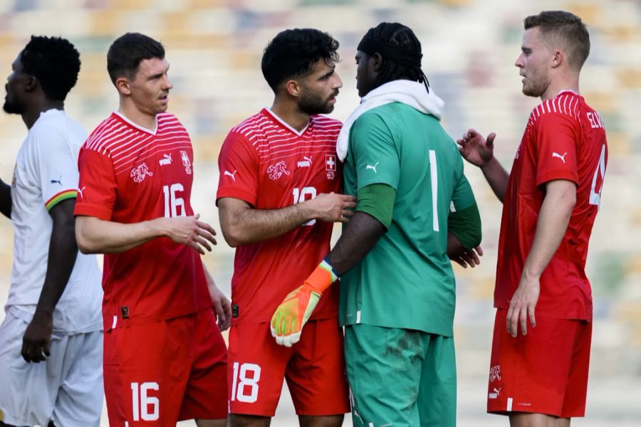 In Katar trifft Nsame mit Kamerun im ersten Gruppenspiel auf die Schweiz.