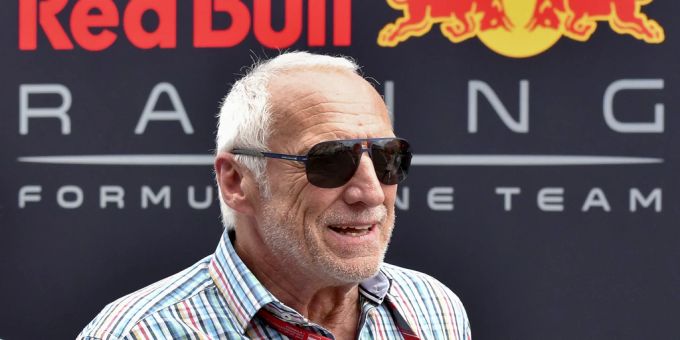 Vor seinem Tod erhielt Dietrich Mateschitz 866 Millionen Dividende. 866 Millionen Dividende