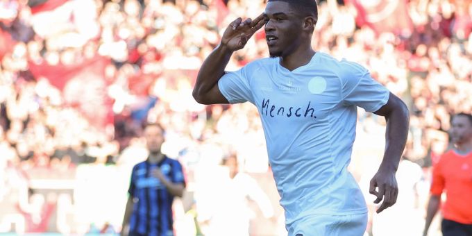 Kwadwo Duah ist Nürnbergs Matchwinner gegen Paderborn. Kwadwo Duah