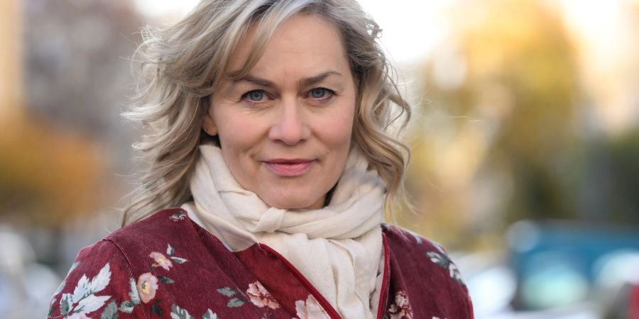 Schauspielerin Gesine Cukrowski möchte auch mal etwas anderes als Krimis sehen.